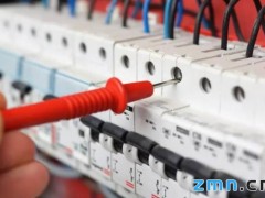 家里客卧的电闸推不上去怎么办