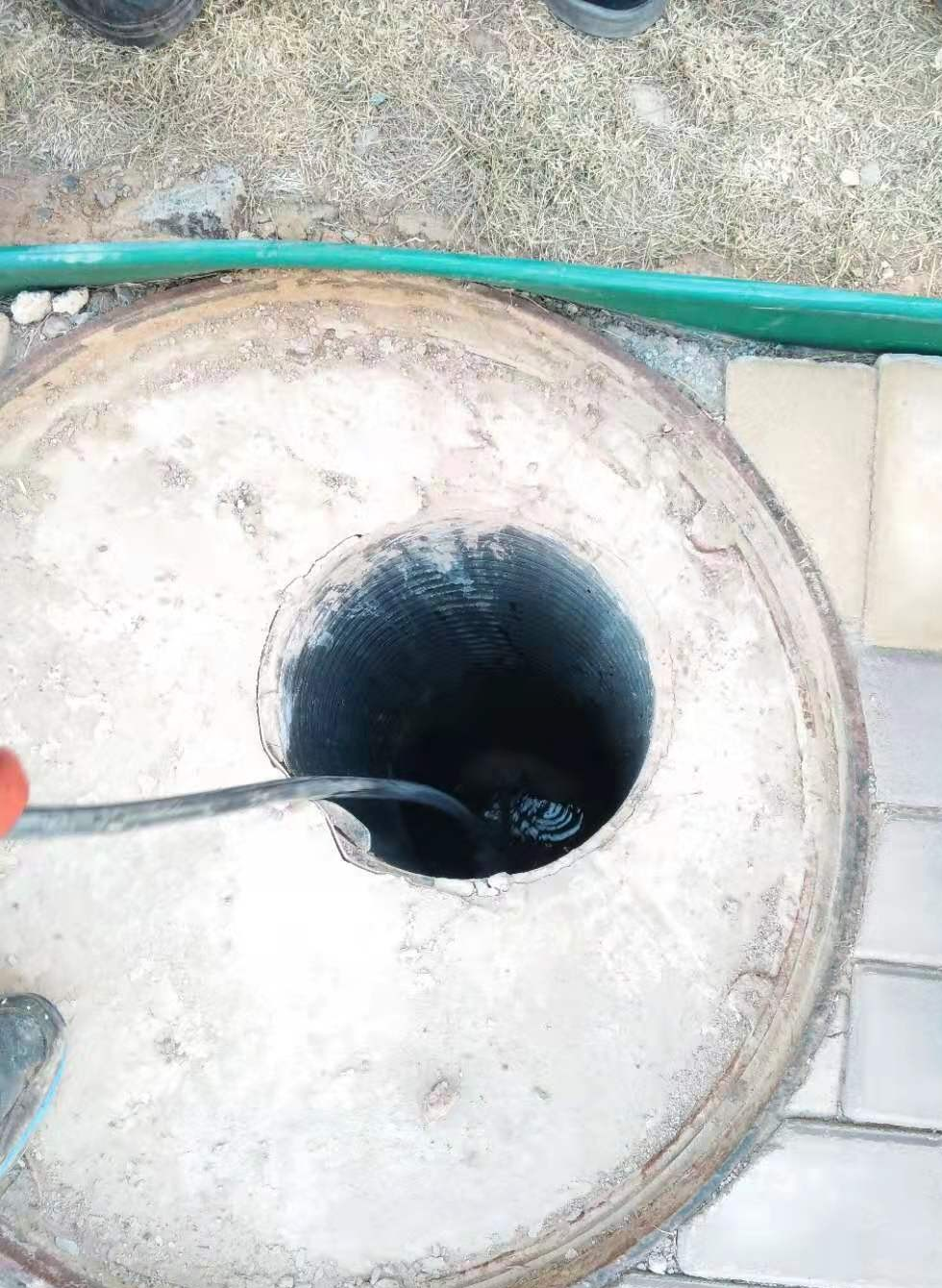 卫生间下水道堵塞疏通最好办法
