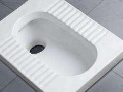 蹲坑堵了但还缓慢下水怎么解决
