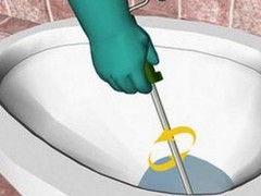 马桶被卫生纸堵了怎么通?